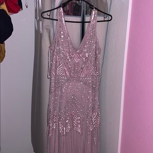 Adrianna Pappel woman’s sequin full length dress